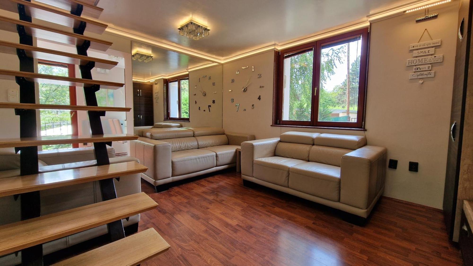 Pilis Hills View Deluxe House With Pool & Ac Near Bp Pilisszentivan Exterior foto