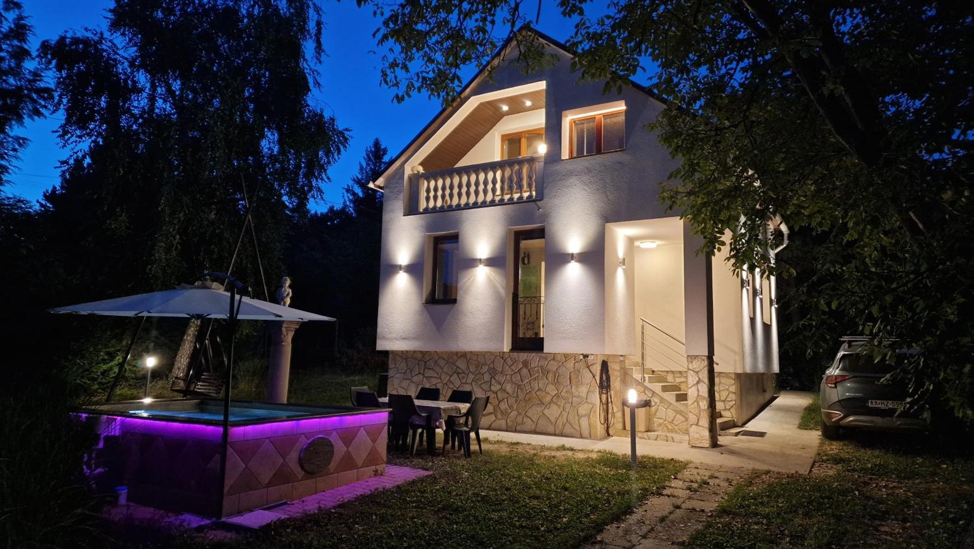 Pilis Hills View Deluxe House With Pool & Ac Near Bp Pilisszentivan Exterior foto